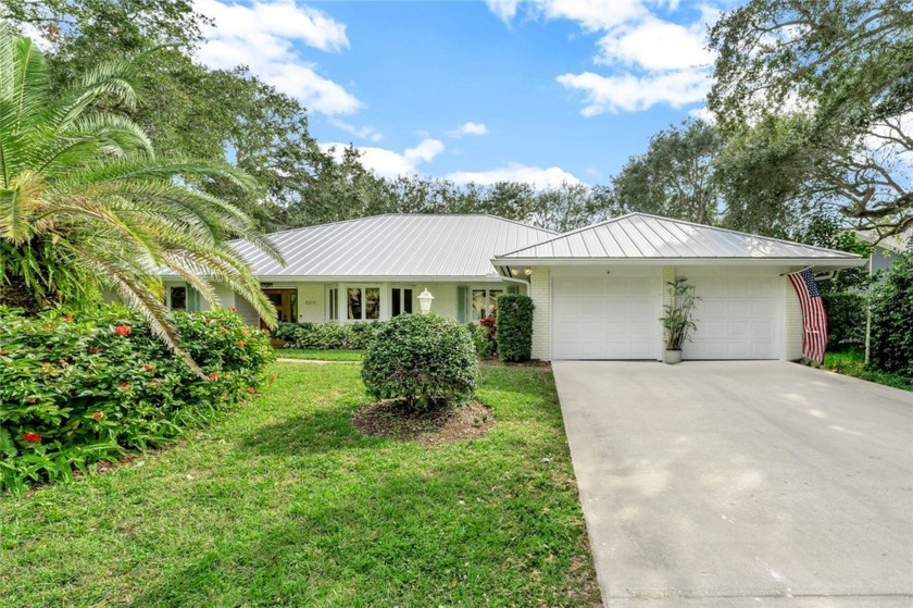 3BR/3BA home in the highly sought-after neighborhood of Castaway - Beach Home for sale in Vero Beach, Florida on Beachhouse.com