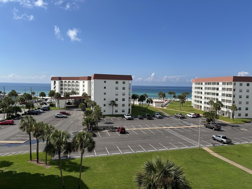 Perched on the top floor this lovely condo has a great view of - Beach Condo for sale in Fort Walton Beach, Florida on Beachhouse.com