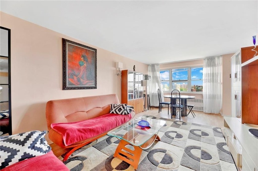 Fabulous 2 Bedroom Coop in a modern doorman building in the - Beach Other for sale in Brooklyn, New York on Beachhouse.com