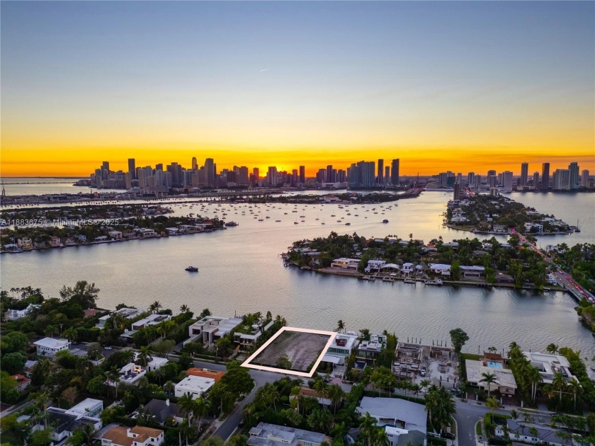 RARE WATERFRONT DOUBLE LOT ON THE VENETIAN ISLANDS WITH APPROVED - Beach Lot for sale in Miami Beach, Florida on Beachhouse.com