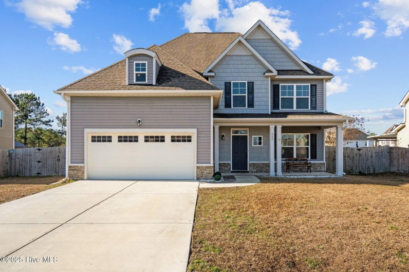 This stunning 4-bedroom, 2.5-bathroom home boasts over 3,000 - Beach Home for sale in Holly Ridge, North Carolina on Beachhouse.com