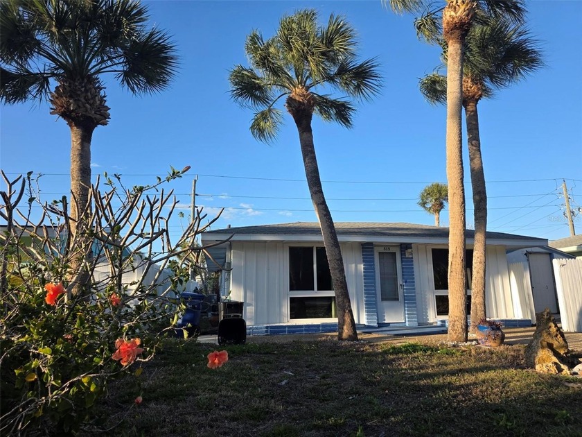 LOWEST PRICED WATERFRONT ON SIESTA AT TIME OF LISTING In Siesta - Beach Lot for sale in Sarasota, Florida on Beachhouse.com