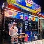 Restaurant, bar for sale in a prime location of East Elmhurst - Beach Commercial for sale in East Elmhurst, New York on Beachhouse.com