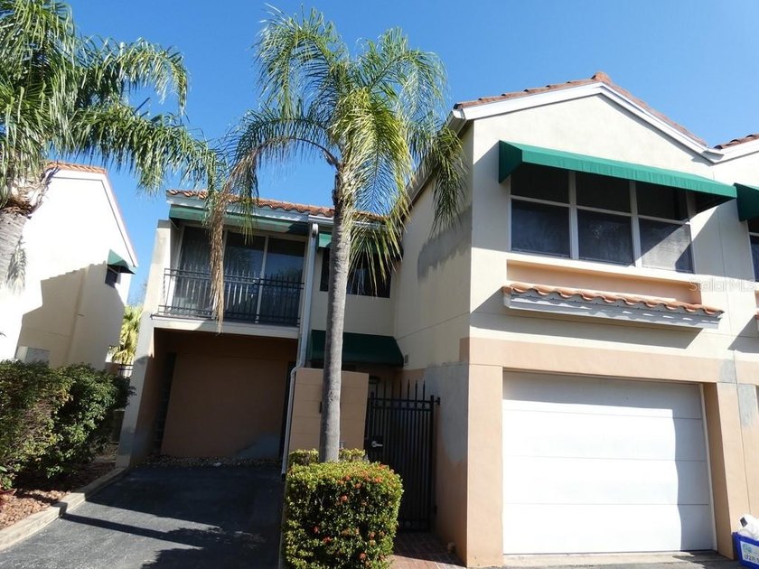 This two-story townhome in the heart of Clearwater offers 2 - Beach Townhome/Townhouse for sale in Clearwater, Florida on Beachhouse.com