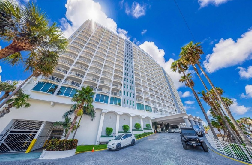 Discover this spacious 2-bedroom, 2-bathroom condo with a bonus - Beach Condo for sale in Miami Beach, Florida on Beachhouse.com