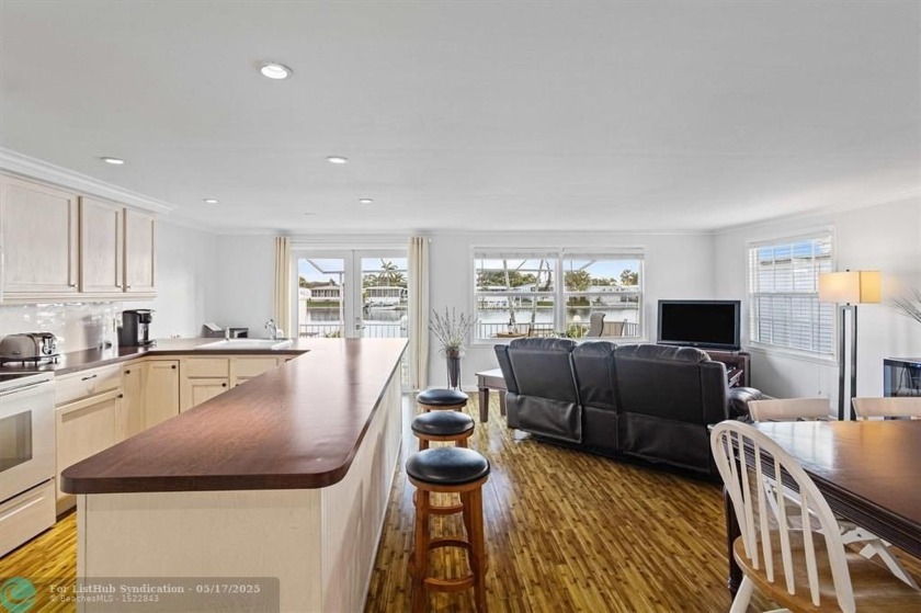Enjoy serene lakefront living in this beautifully maintained - Beach Home for sale in Fort Lauderdale, Florida on Beachhouse.com