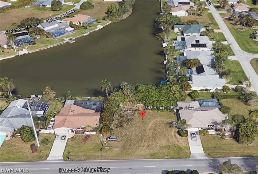 VERY NICE FRESHWATER --LAKE-- - Beach Lot for sale in Cape Coral, Florida on Beachhouse.com