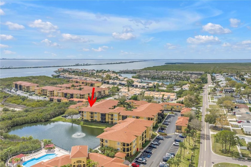 Located in the gated community of Beachwalk, this hidden oasis - Beach Condo for sale in Tampa, Florida on Beachhouse.com
