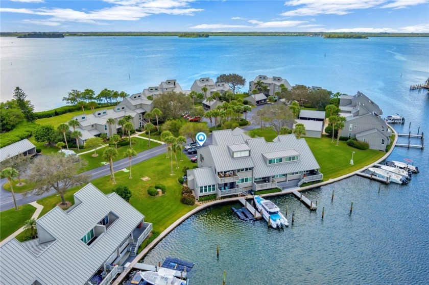 Beautifully renovated in 2019 offering exceptional waterfront - Beach Home for sale in Vero Beach, Florida on Beachhouse.com