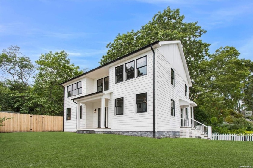 Discover a Hamptons masterpiece of new construction, promising - Beach Home for sale in East Quogue, New York on Beachhouse.com