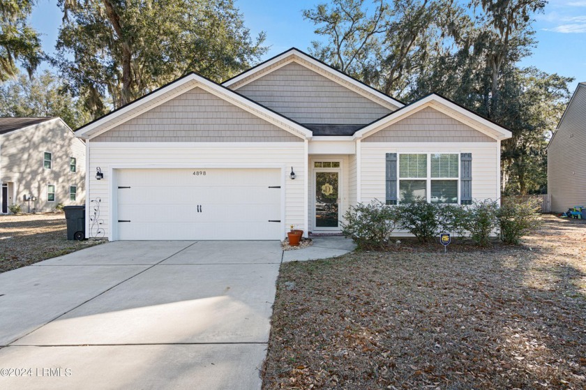 BACK ON THE MARKET- at no fault of the seller, this home has - Beach Home for sale in Beaufort, South Carolina on Beachhouse.com