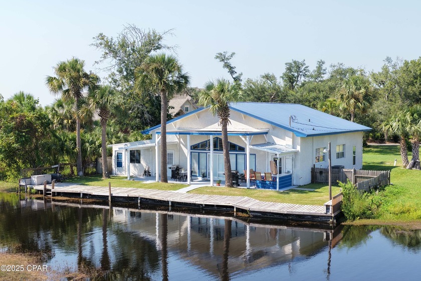 Come see the best value directly on Deerpoint Lake, 4203 Brewton - Beach Home for sale in Panama City, Florida on Beachhouse.com