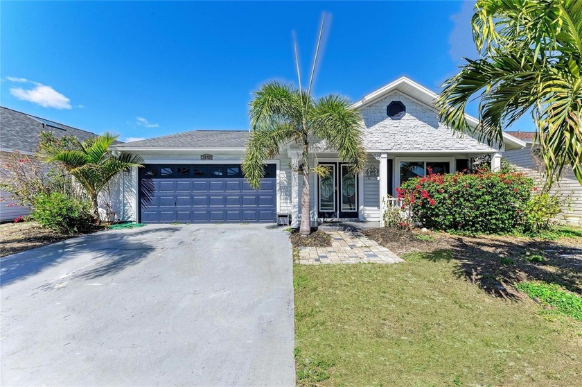 Welcome to 3810 39th Ave W! Discover comfort, convenience, and - Beach Home for sale in Bradenton, Florida on Beachhouse.com