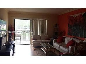 Excellent Unit, Gate community, close to supermarket and nice - Beach Condo for sale in Deerfield Beach, Florida on Beachhouse.com