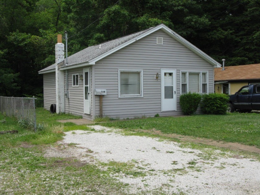 Completely remodeled and move-in ready, this charming cottage in - Beach Home for sale in Erie, Pennsylvania on Beachhouse.com