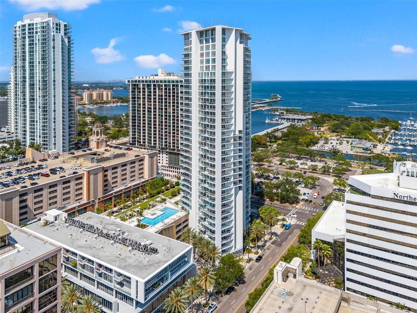 One or more photo(s) has been virtually staged. Located in the - Beach Condo for sale in St. Petersburg, Florida on Beachhouse.com