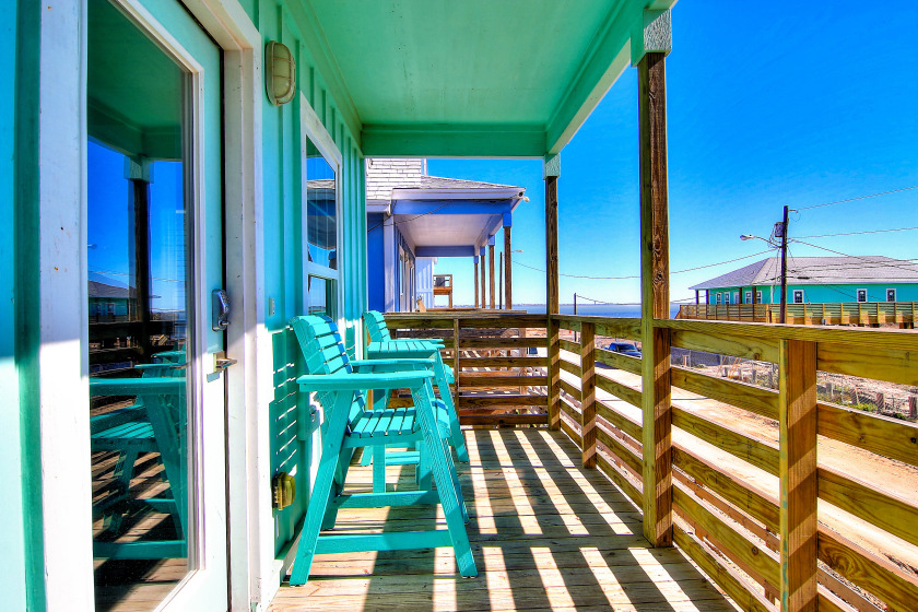Brand New 32! Private fishing pier with dock space! Pool! - Beach Vacation Rentals in Corpus Christi, Texas on Beachhouse.com