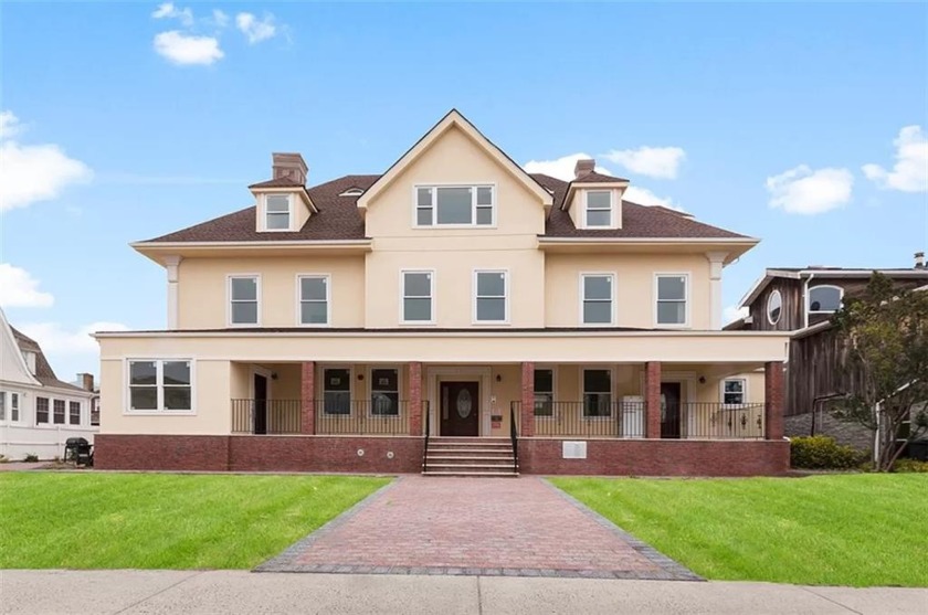 This beautifully renovated Victorian home, located in the - Beach Home for sale in Brooklyn, New York on Beachhouse.com