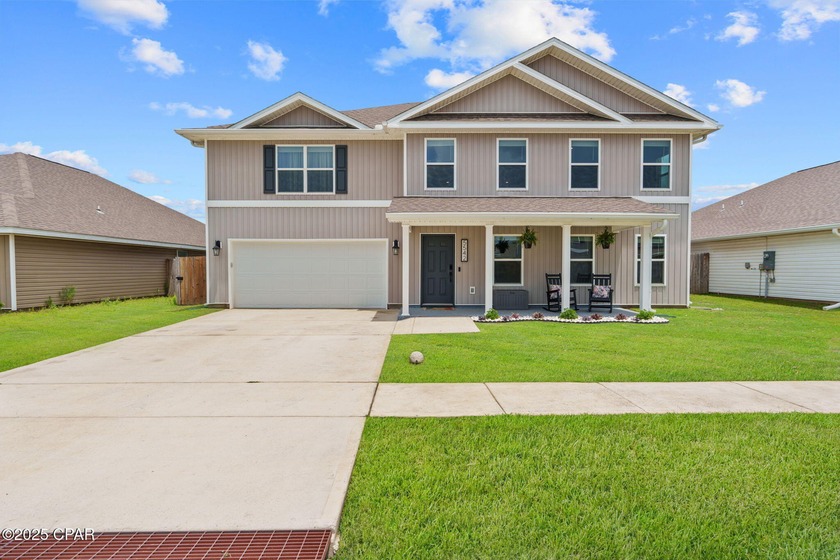 This exquisite 5-bedroom, 4-bathroom home boasts 4,128 sq/ft of - Beach Home for sale in Panama City, Florida on Beachhouse.com