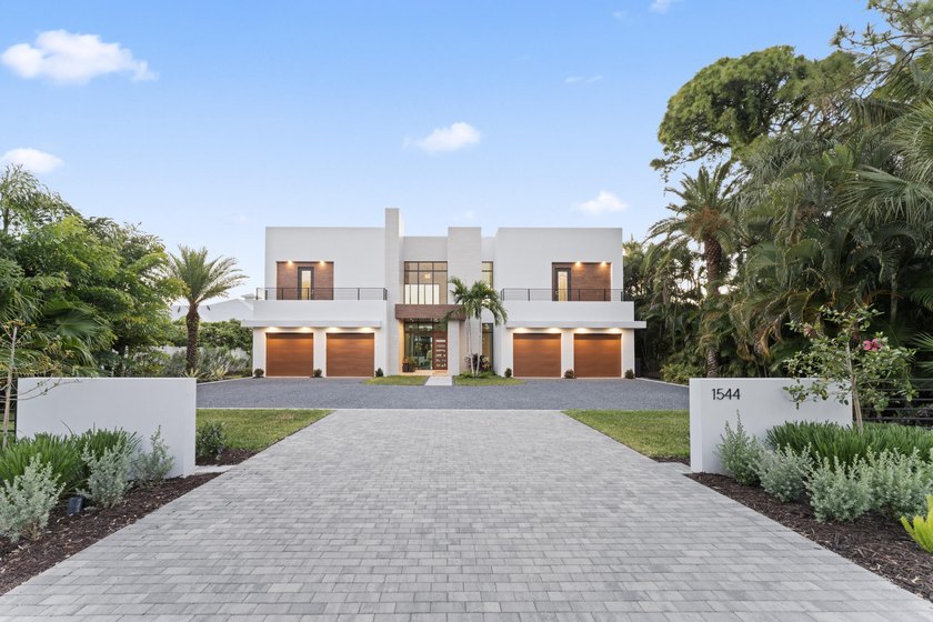 Ultra-Modern Architectural Estate in Stuart, FL -- Where - Beach Home for sale in Stuart, Florida on Beachhouse.com