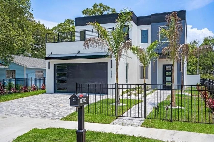 Own a Sarasota Bay view home today. Introducing 1156 Cocoanut - Beach Home for sale in Sarasota, Florida on Beachhouse.com