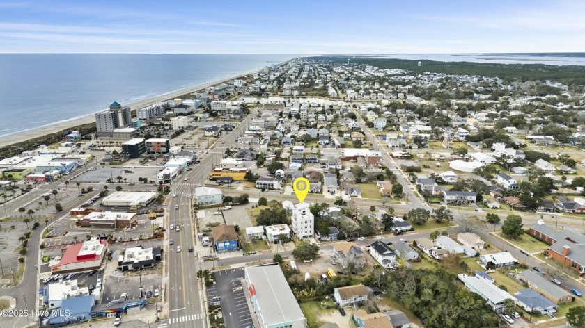 Prime Vacation Rental Opportunity in Carolina Beach! Nestled - Beach Townhome/Townhouse for sale in Carolina Beach, North Carolina on Beachhouse.com