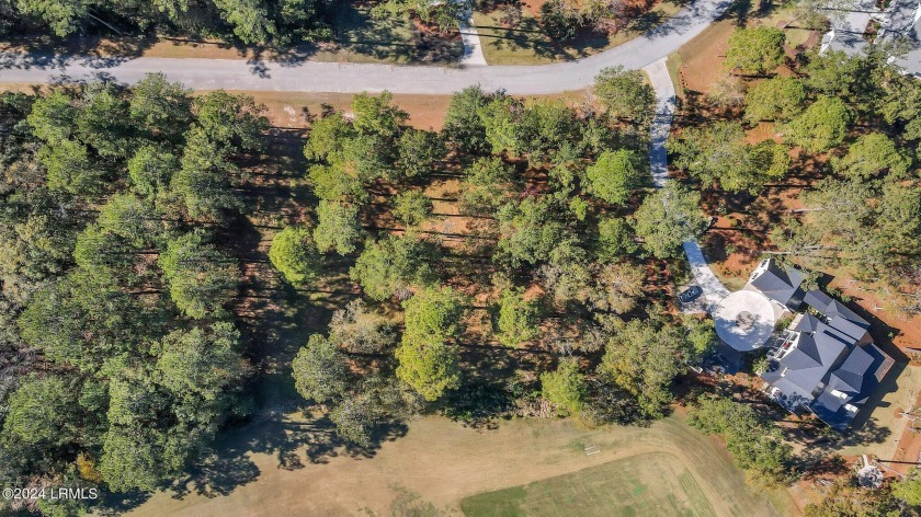 One of the last remaining golf course lots in Oldfield! Close to - Beach Lot for sale in Okatie, South Carolina on Beachhouse.com