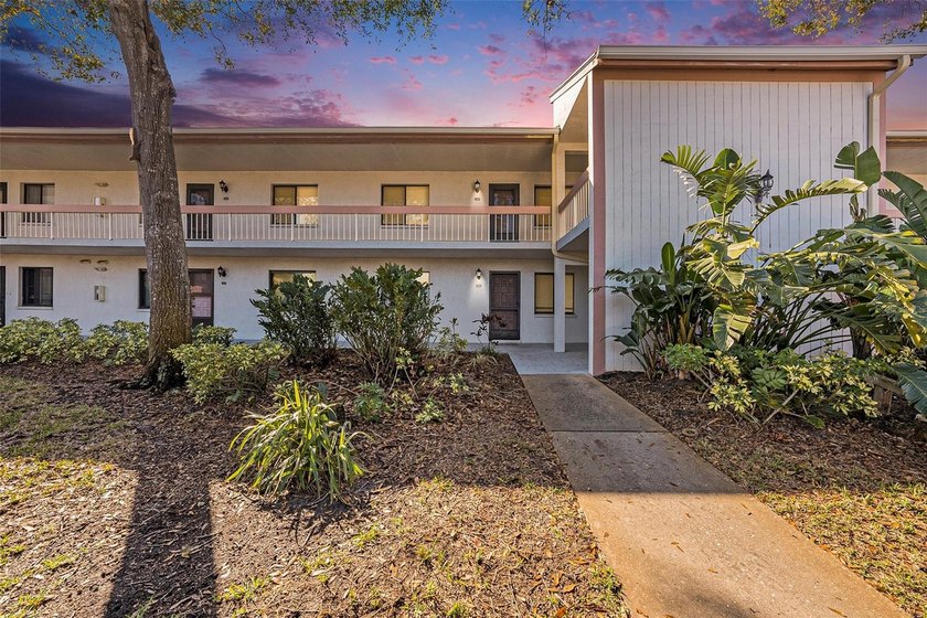 Enjoy peaceful Florida living in this charming condo located in - Beach Condo for sale in Oldsmar, Florida on Beachhouse.com