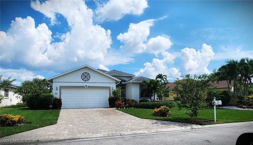 Welcome to Paradise! Fully updated 3 BR or 2 BR + Den/Office, 2 - Beach Home for sale in Naples, Florida on Beachhouse.com