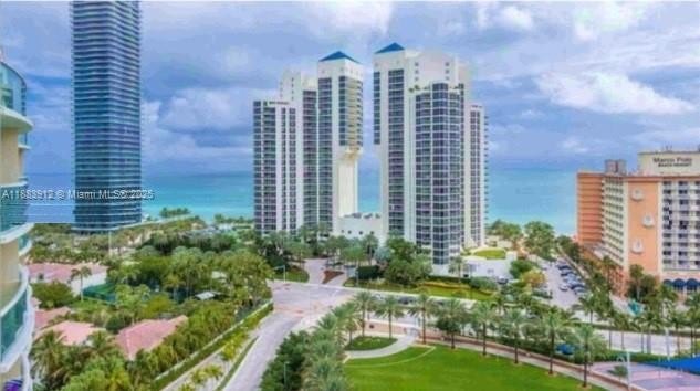 The perfect blend of location, confortable living and affordable - Beach Condo for sale in Sunny Isles Beach, Florida on Beachhouse.com
