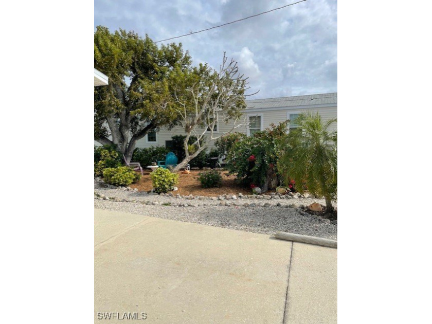 Don't miss this opportunity. HOUSE NEVER FLOODED!! 2 bedroom, 2 - Beach Home for sale in St. James City, Florida on Beachhouse.com