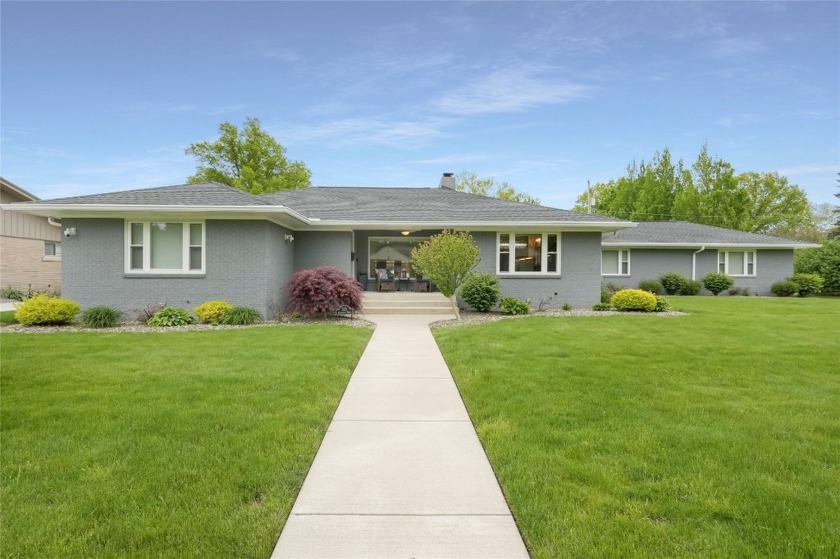 This stunning single-story Millcreek home near Lake Erie, the - Beach Home for sale in Erie, Pennsylvania on Beachhouse.com