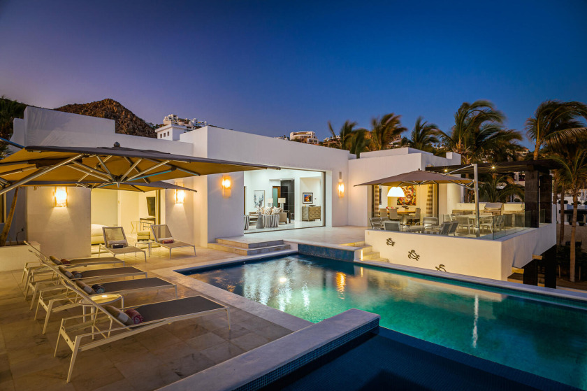 6BR BEACHFRONT Designer Luxury Home in Pedregal  - Beach Vacation Rentals in Cabo San Lucas, Baja California Sur, Mexico on Beachhouse.com