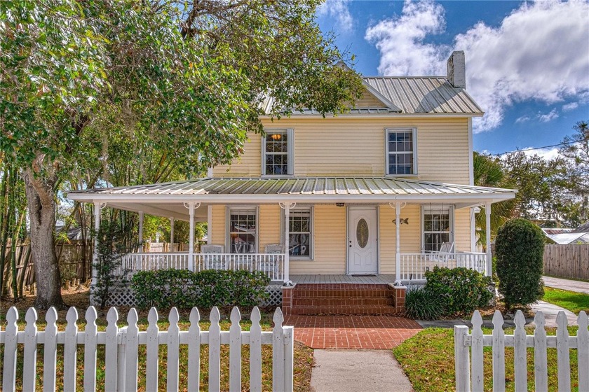 Under contract-accepting backup offers. Welcome to this charming - Beach Home for sale in New Smyrna Beach, Florida on Beachhouse.com