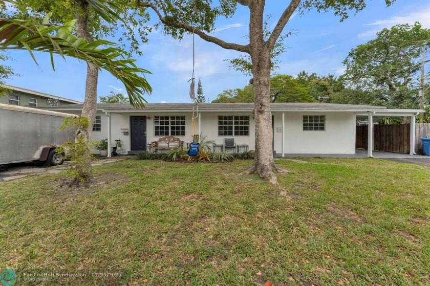 Investor's dream in the heart of Oakland Park! Turnkey duplex in - Beach Lot for sale in Oakland Park, Florida on Beachhouse.com