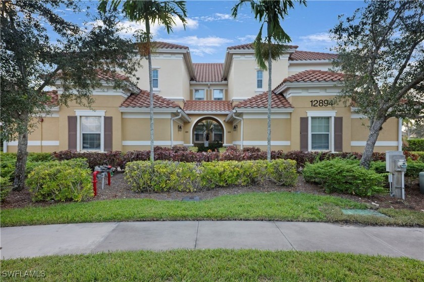 Beautiful second story Condo with 3 bedrooms + den. Turnkey move - Beach Condo for sale in Fort Myers, Florida on Beachhouse.com