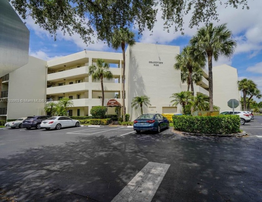 Location! Beautiful Apartment, 2 Bedrooms, 2 Bathrooms - Beach Condo for sale in Lake Worth, Florida on Beachhouse.com
