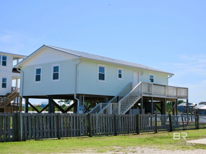 Charming 3BR/2BA Fully Furnished Home on Mobile Bay - Turnkey & - Beach Home for sale in Gulf Shores, Alabama on Beachhouse.com