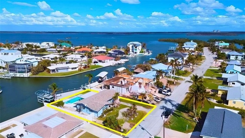 Panoramic Waterfront Views from this Amazing Pool home with - Beach Home for sale in Fort Myers Beach, Florida on Beachhouse.com