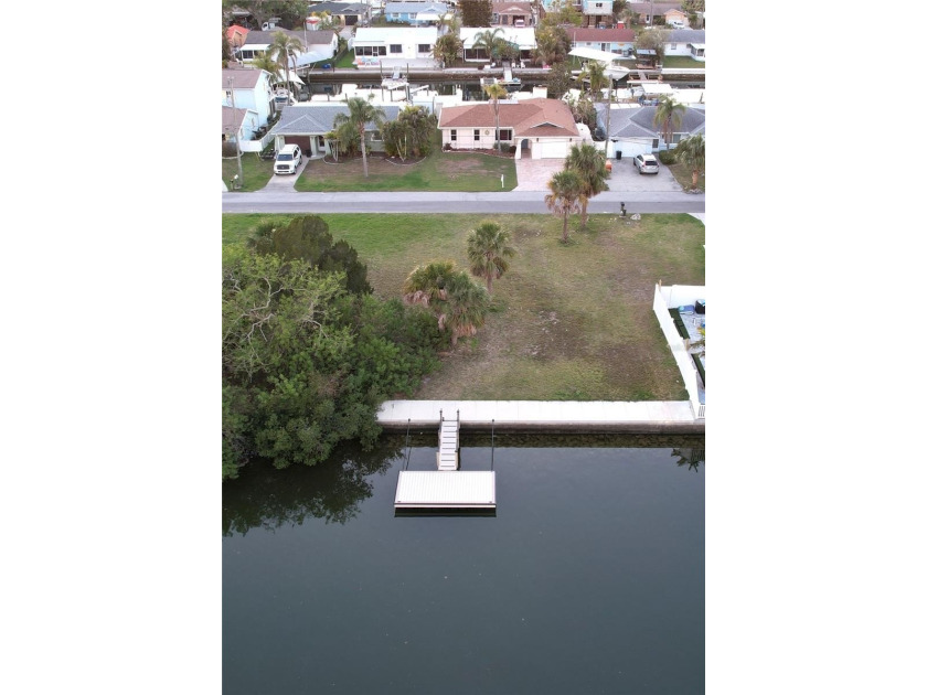 A true boaters dream! Stop dreaming and start building your - Beach Lot for sale in Hudson, Florida on Beachhouse.com
