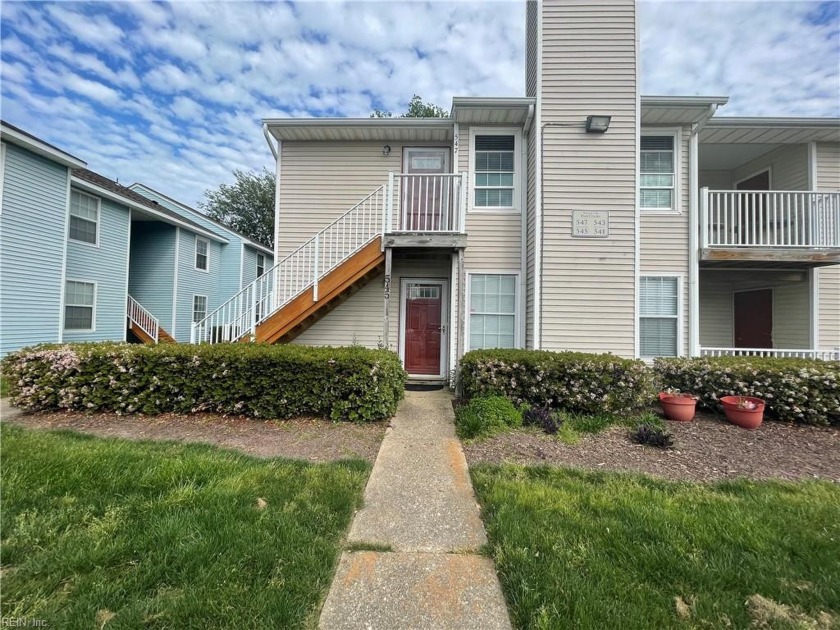 Welcome to your beautifully upgraded condo in the heart of - Beach Home for sale in Virginia Beach, Virginia on Beachhouse.com