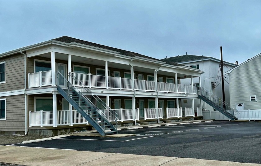 Coastal Condo at its best in the Crest! Welcome to your first - Beach Condo for sale in Wildwood Crest, New Jersey on Beachhouse.com
