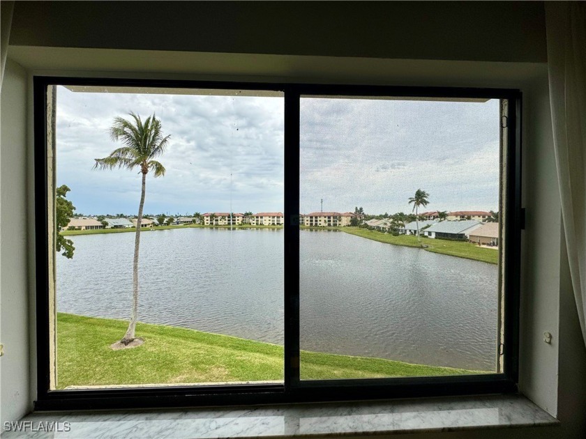 Location, location, location!  Cinnamon Cove is a gated - Beach Condo for sale in Fort Myers, Florida on Beachhouse.com