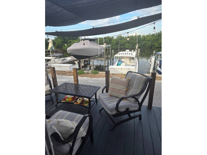 If you have been waiting for a Waterfront Home Under $400K, This - Beach Home for sale in St. Pete, Florida on Beachhouse.com