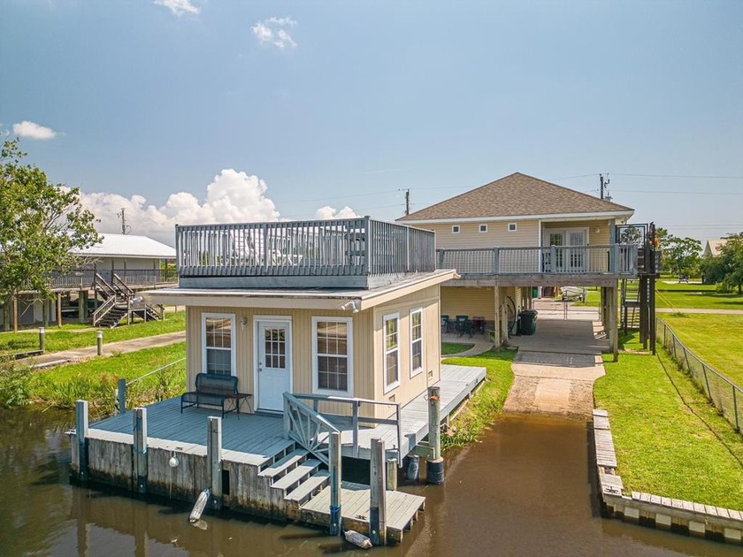 Looking for a beautiful waterfront property with all the extras? - Beach Home for sale in Bay Saint Louis, Mississippi on Beachhouse.com