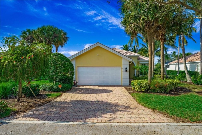 Discover your ideal oasis with this picturesque Oakmont Model - Beach Home for sale in Naples, Florida on Beachhouse.com