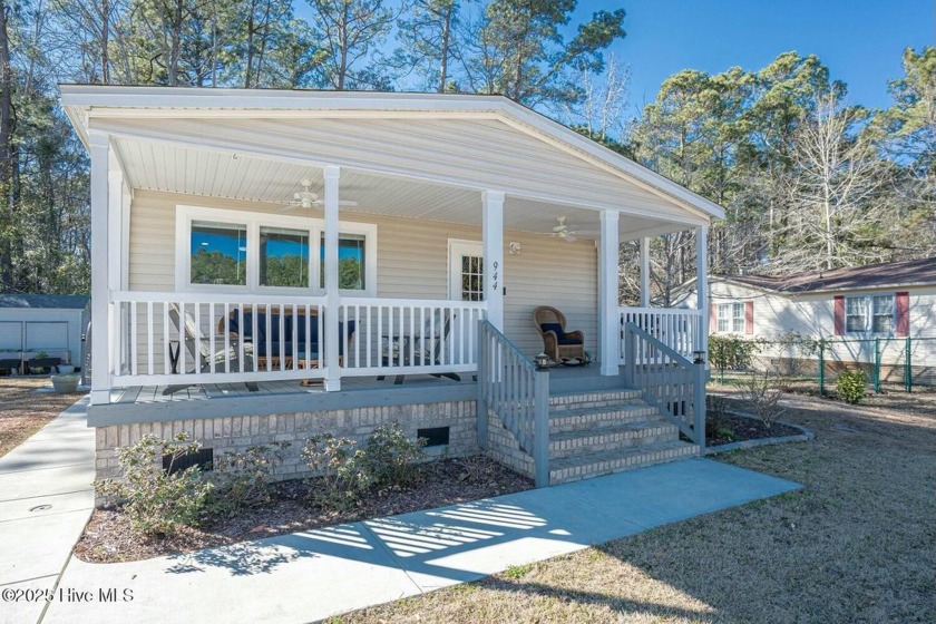 Just like new, this adorable, well maintained 3 bedroom, 2 bath - Beach Home for sale in Carolina Shores, North Carolina on Beachhouse.com