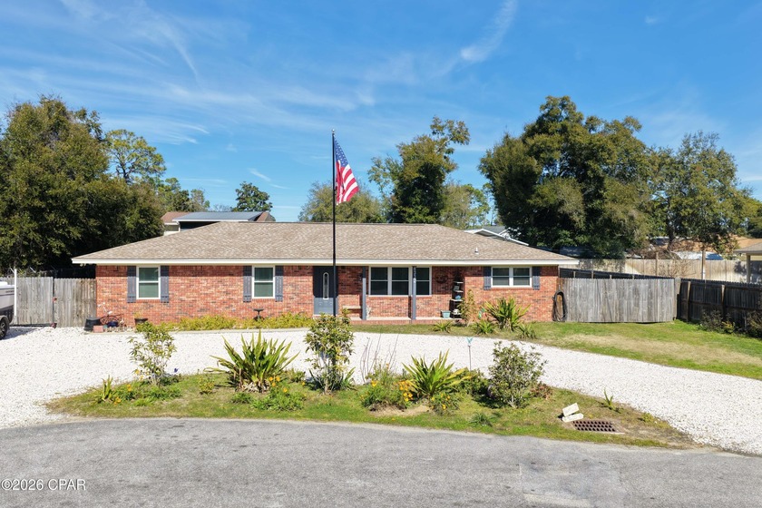 Well-maintained 3-bedroom all-brick home on two oversized lots! - Beach Home for sale in Panama City, Florida on Beachhouse.com