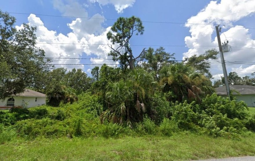 Great waterfront lot on the cocplum waterway in North Port. This - Beach Lot for sale in North Port, Florida on Beachhouse.com
