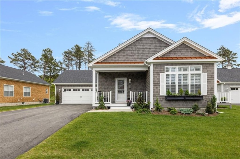 Delightful opportunity for an immaculate sleek Crestview model - Beach Condo for sale in South Kingston, Rhode Island on Beachhouse.com